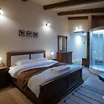 Casa Gace Korce