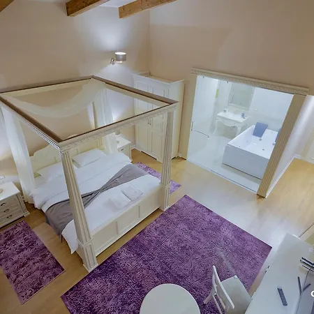 Casa Gace فندق كورتشي